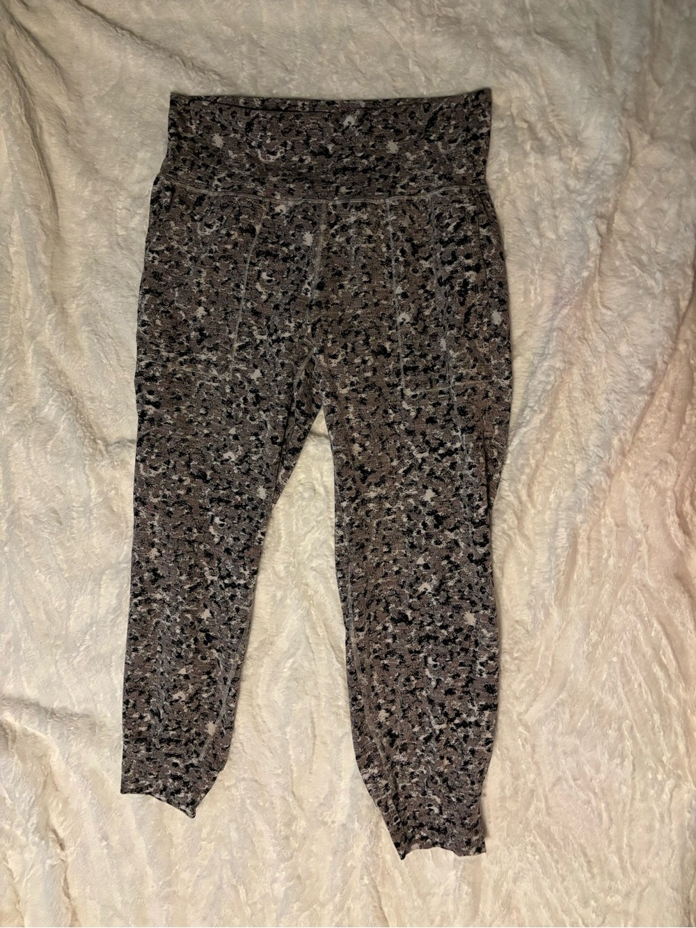 Athleta Salutation Textured Jogger pants Size 1X featuring a multicolored print